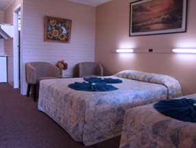 Whitsunday Palms Motel - Accommodation Rockhampton