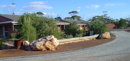 Wave Rock Lakeside Resort and Caravan Park - Accommodation Nelson Bay