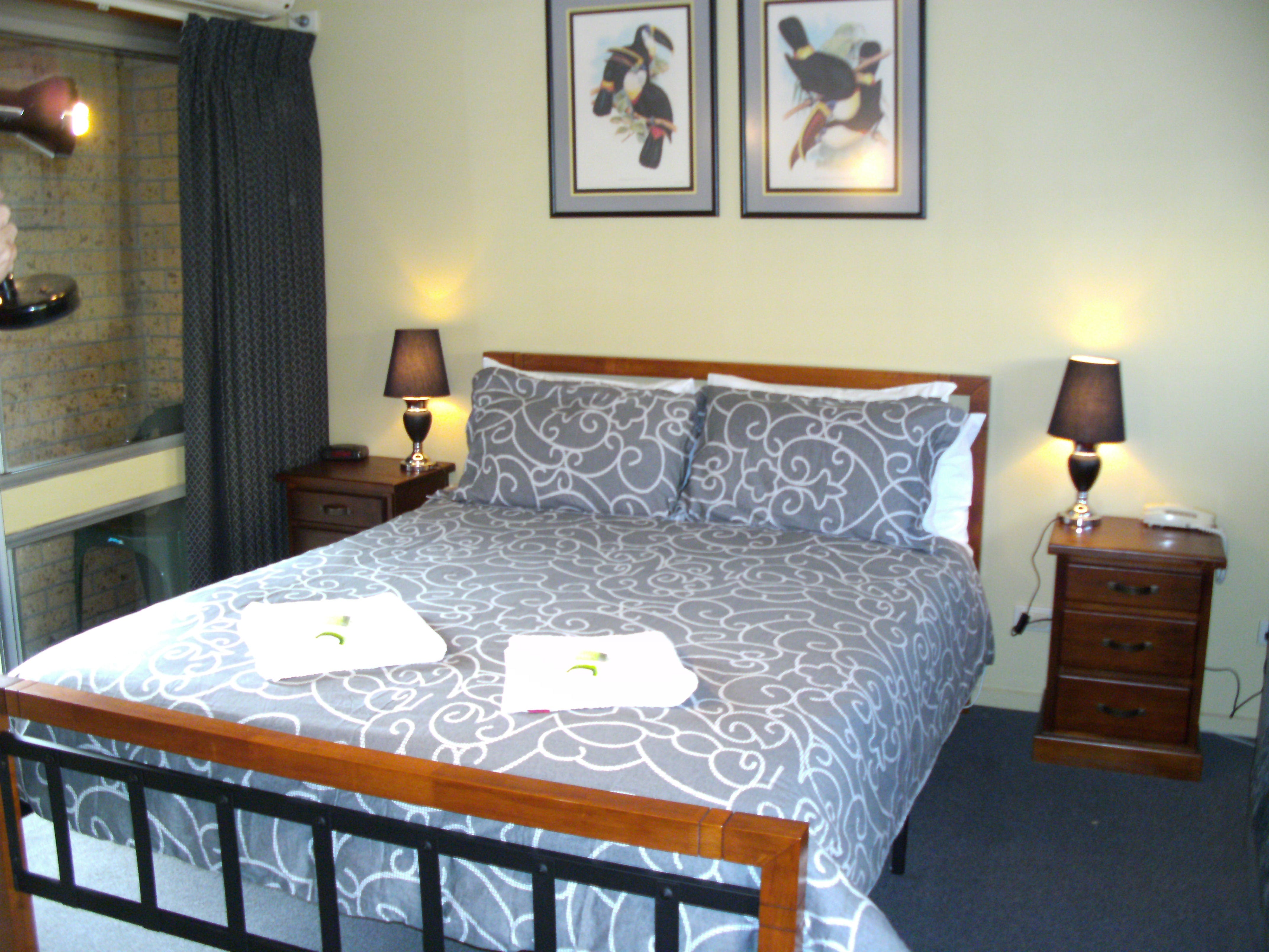 Colac Mid City Motor Inn - Dalby Accommodation