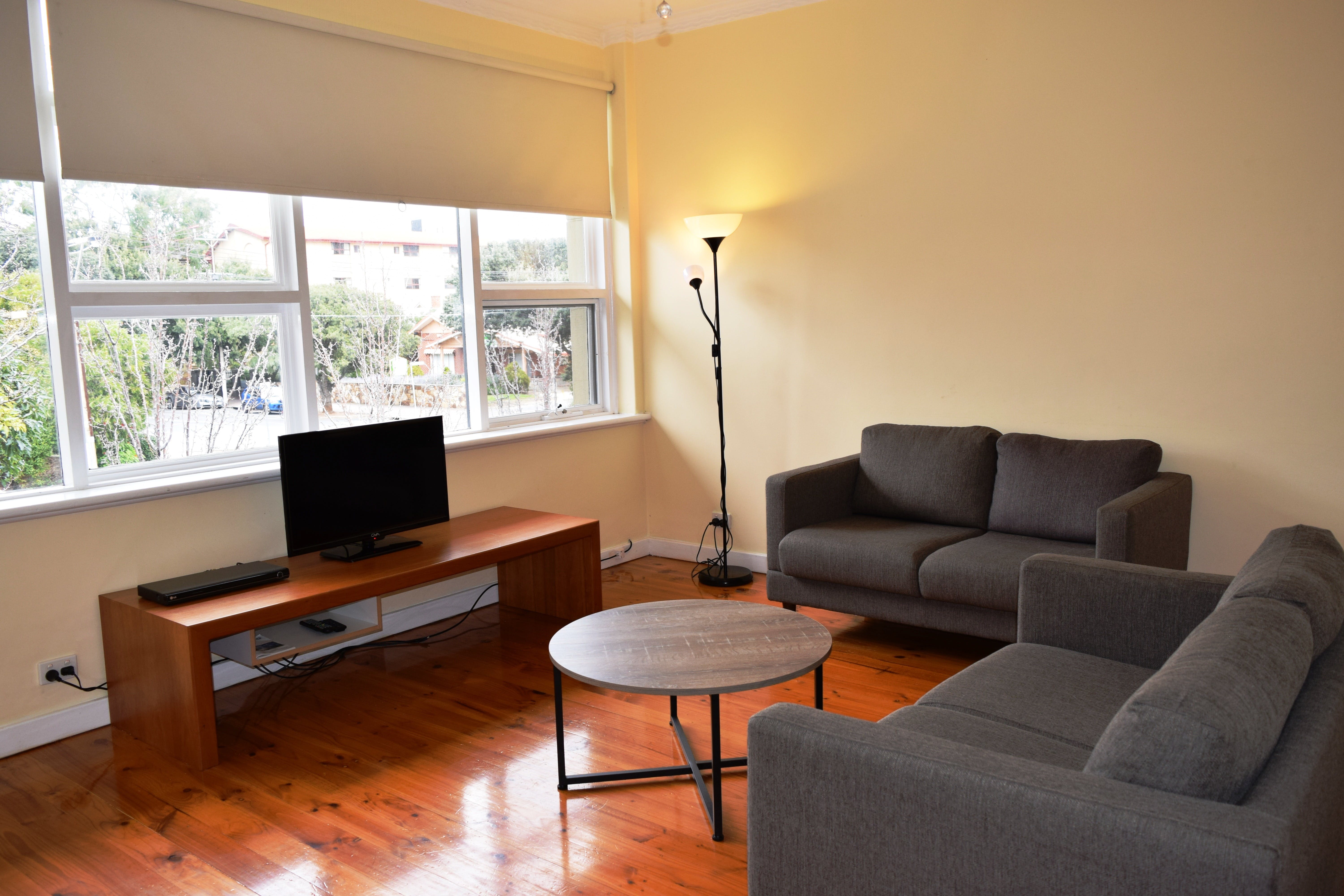 Glenelg Holiday Apartments - Accommodation Bookings 1