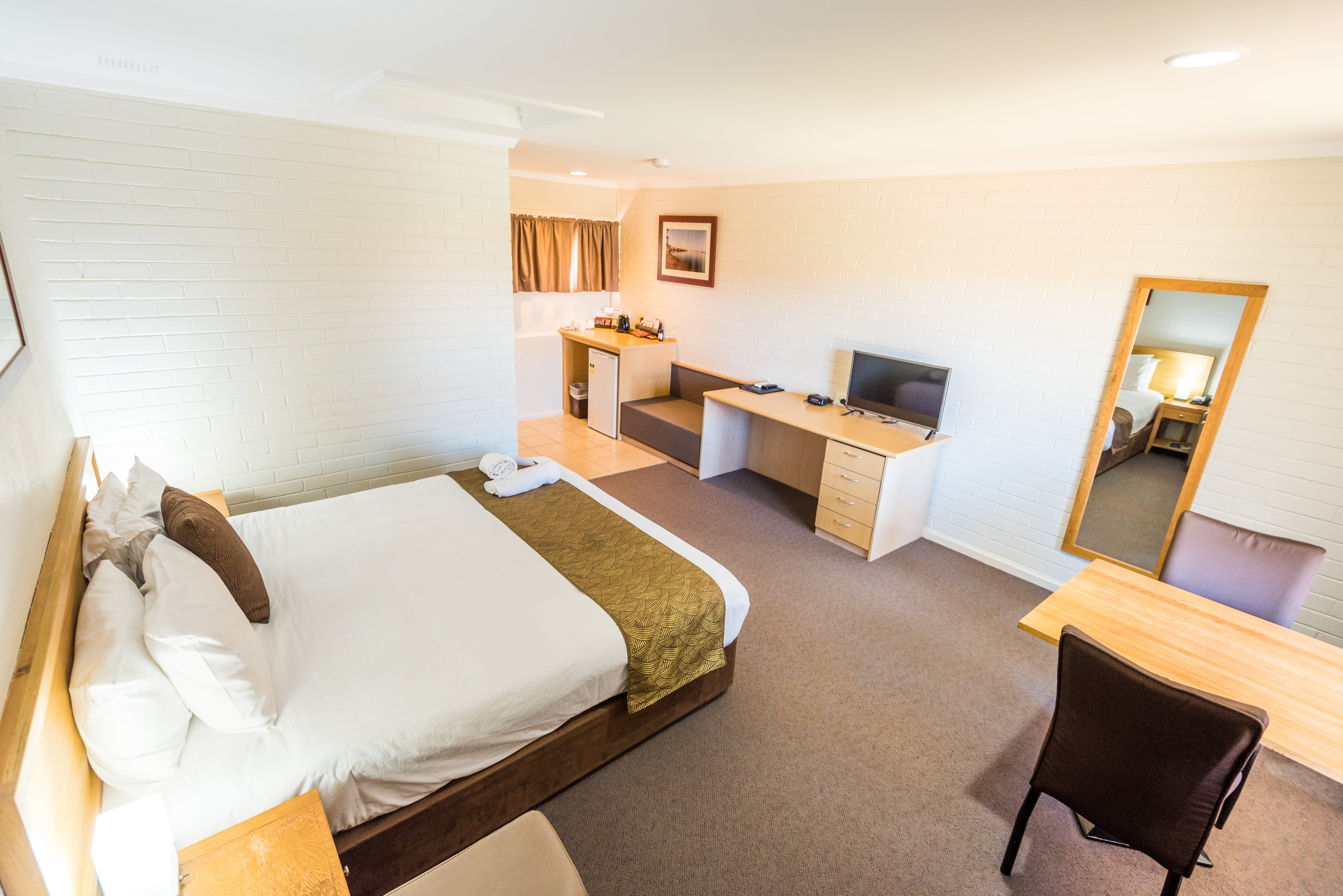 Hospitality Carnarvon, SureStay Collection By Best Western - Accommodation Bookings 1