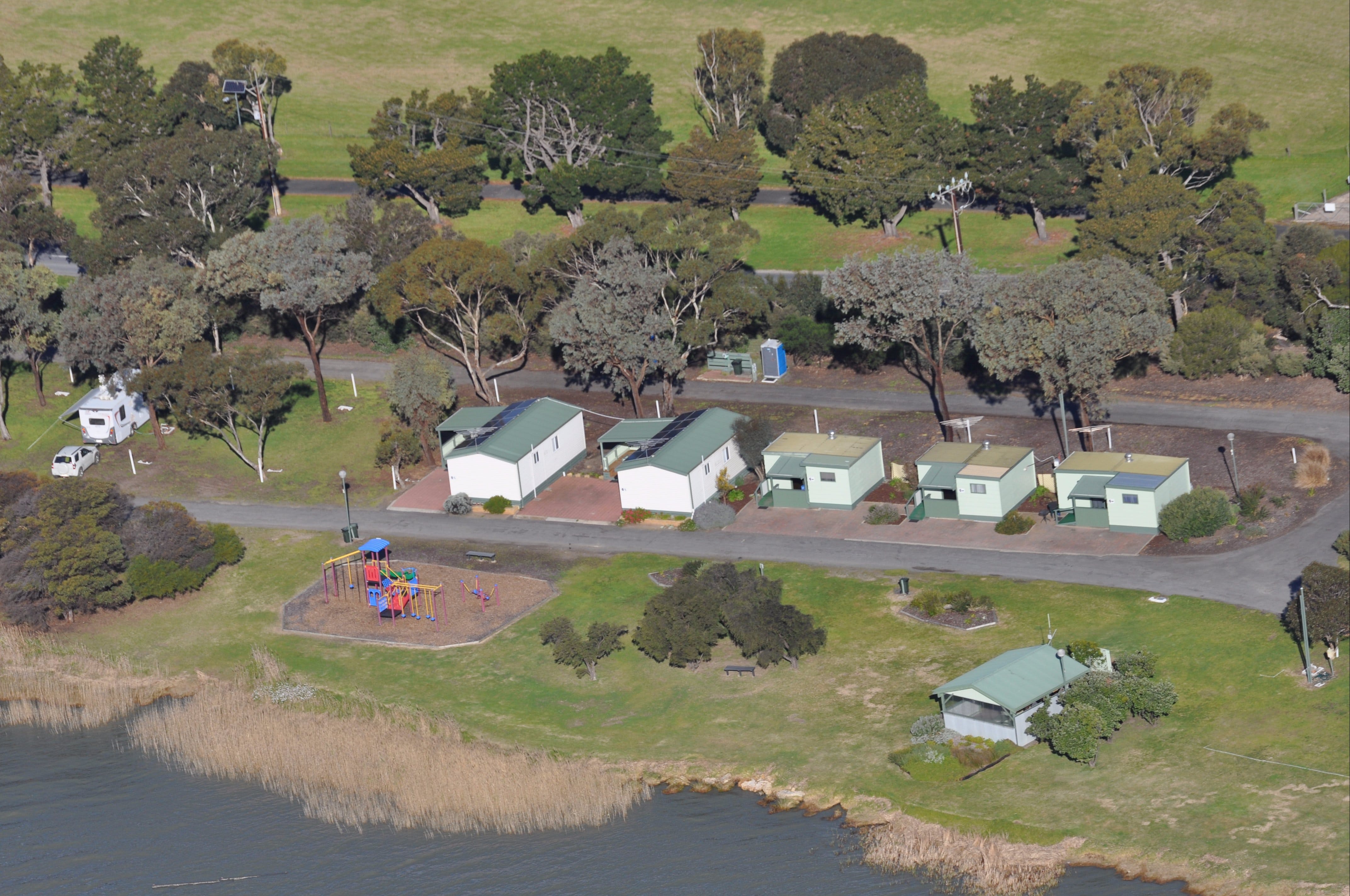 Lake Albert Caravan Park, Meningie SA - thumb 1