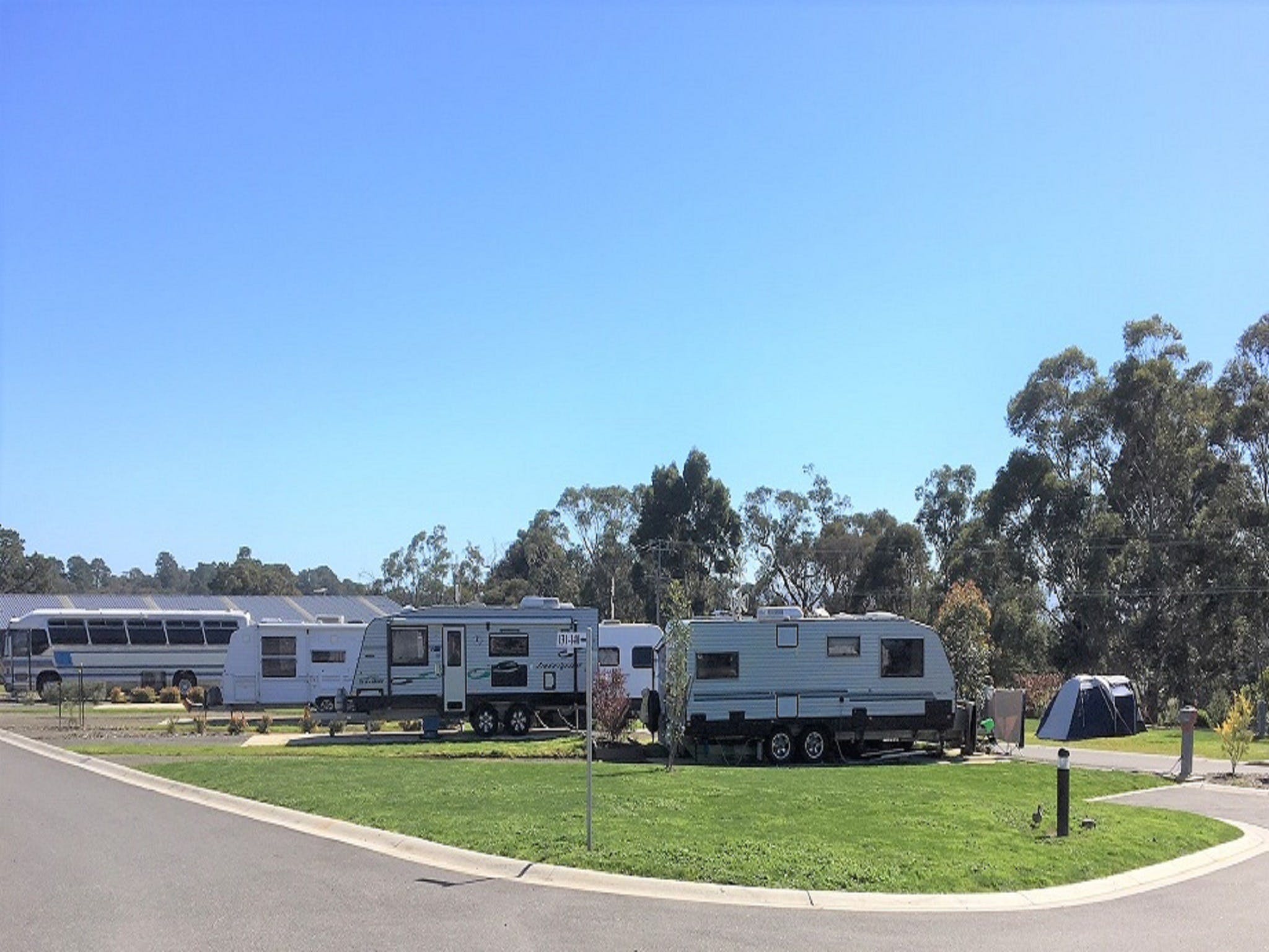 Lilydale Pine Hill Caravan Park - Accommodation Adelaide
