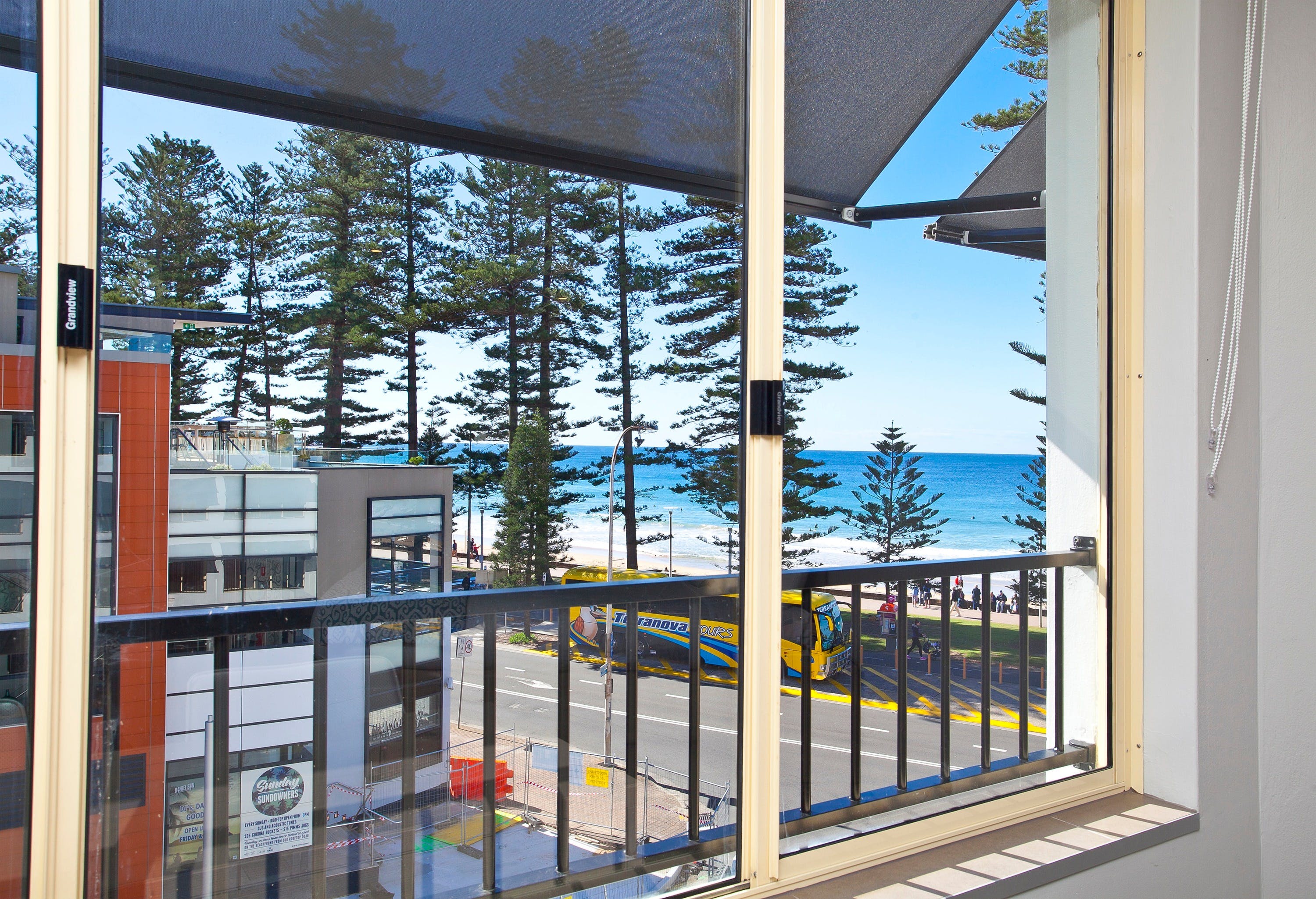 Manly Paradise Beachfront Motel And Apartments - thumb 1