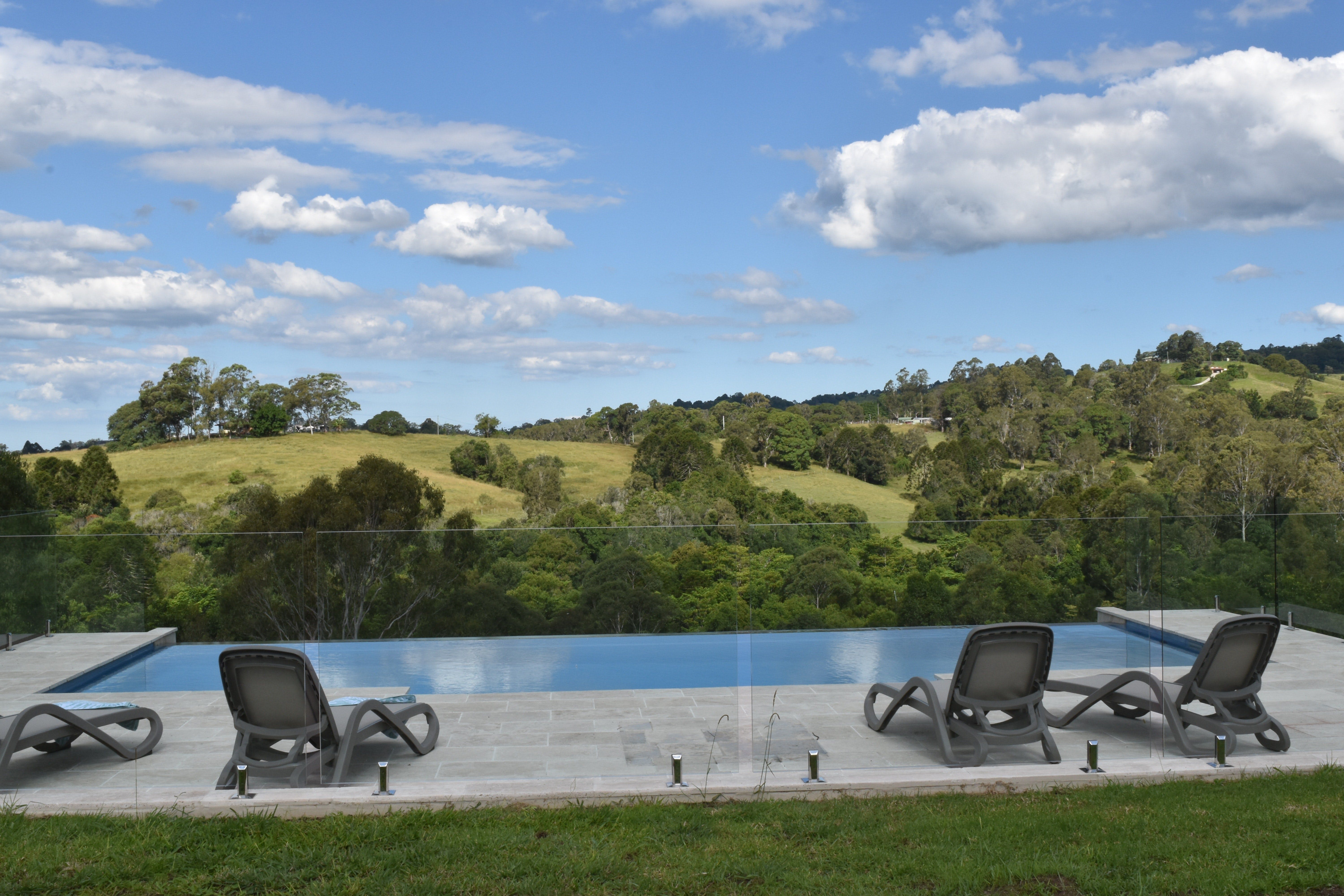 Mapleton Springs - Accommodation Directory