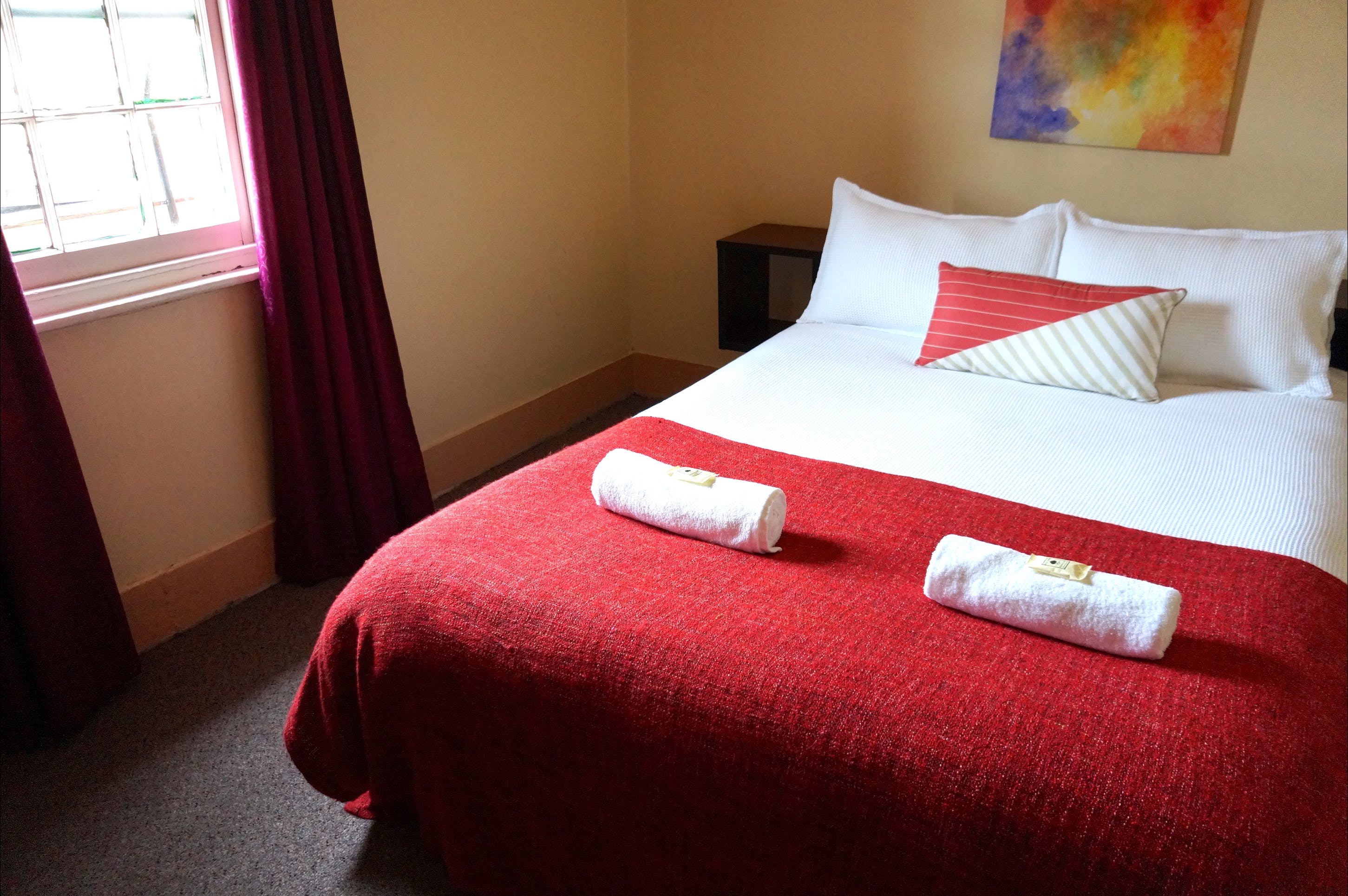 Royal Hotel Cooma - Accommodation Port Macquarie 1