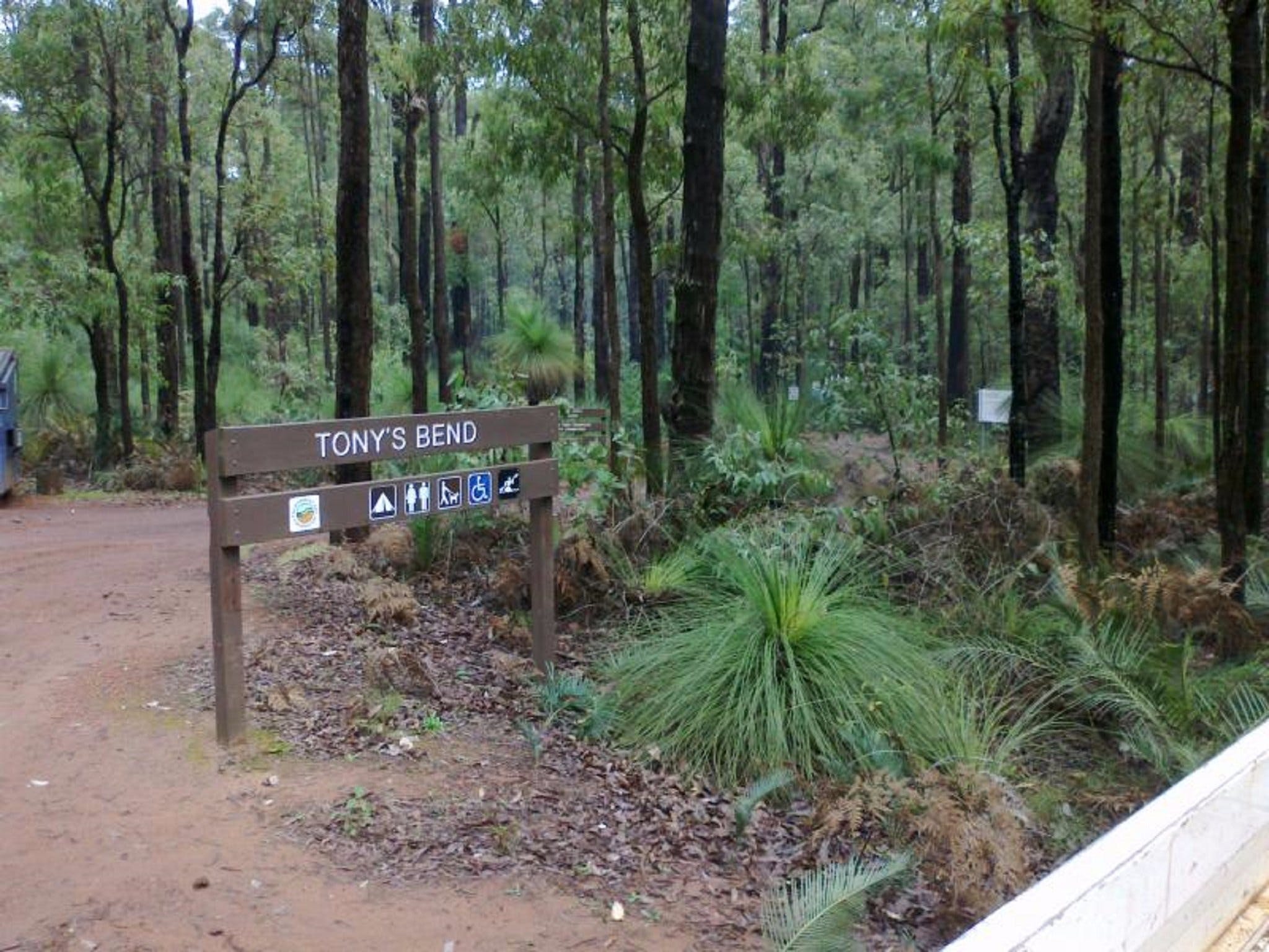 Tonys Bend Campground At Lane Poole Reserve - thumb 0