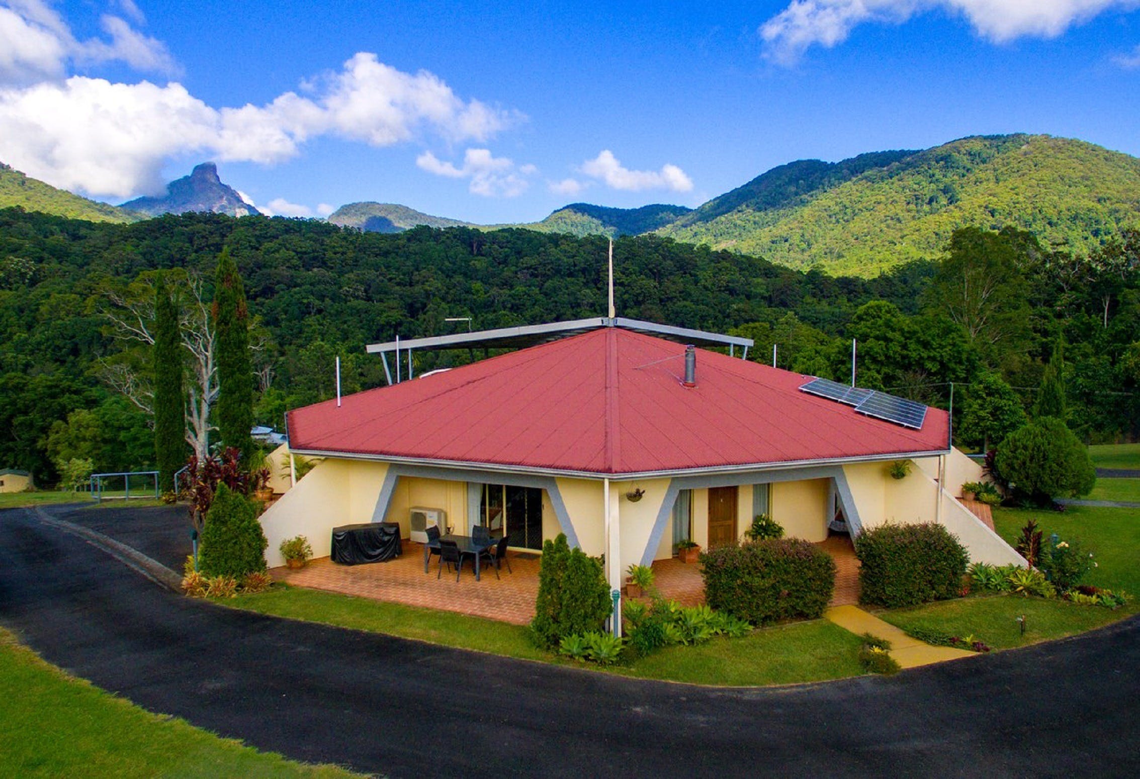 A View of Mount Warning Bed and Breakfast - Accommodation Mount Tamborine