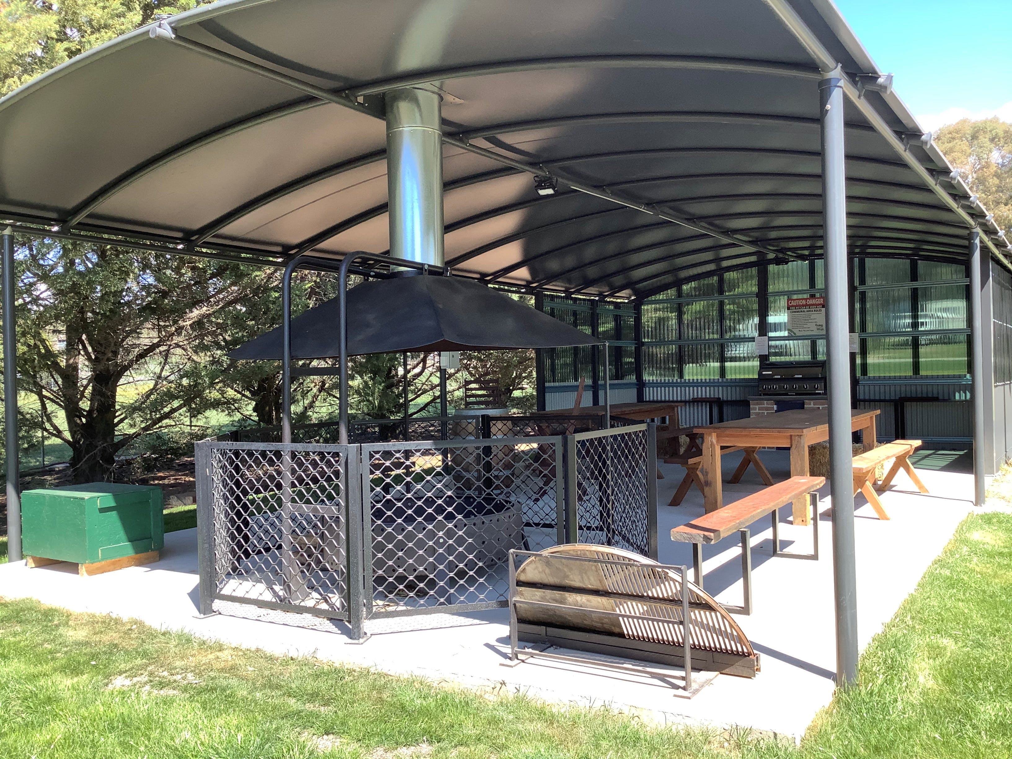 Blayney and Villages Tourist Park - Accommodation Nelson Bay