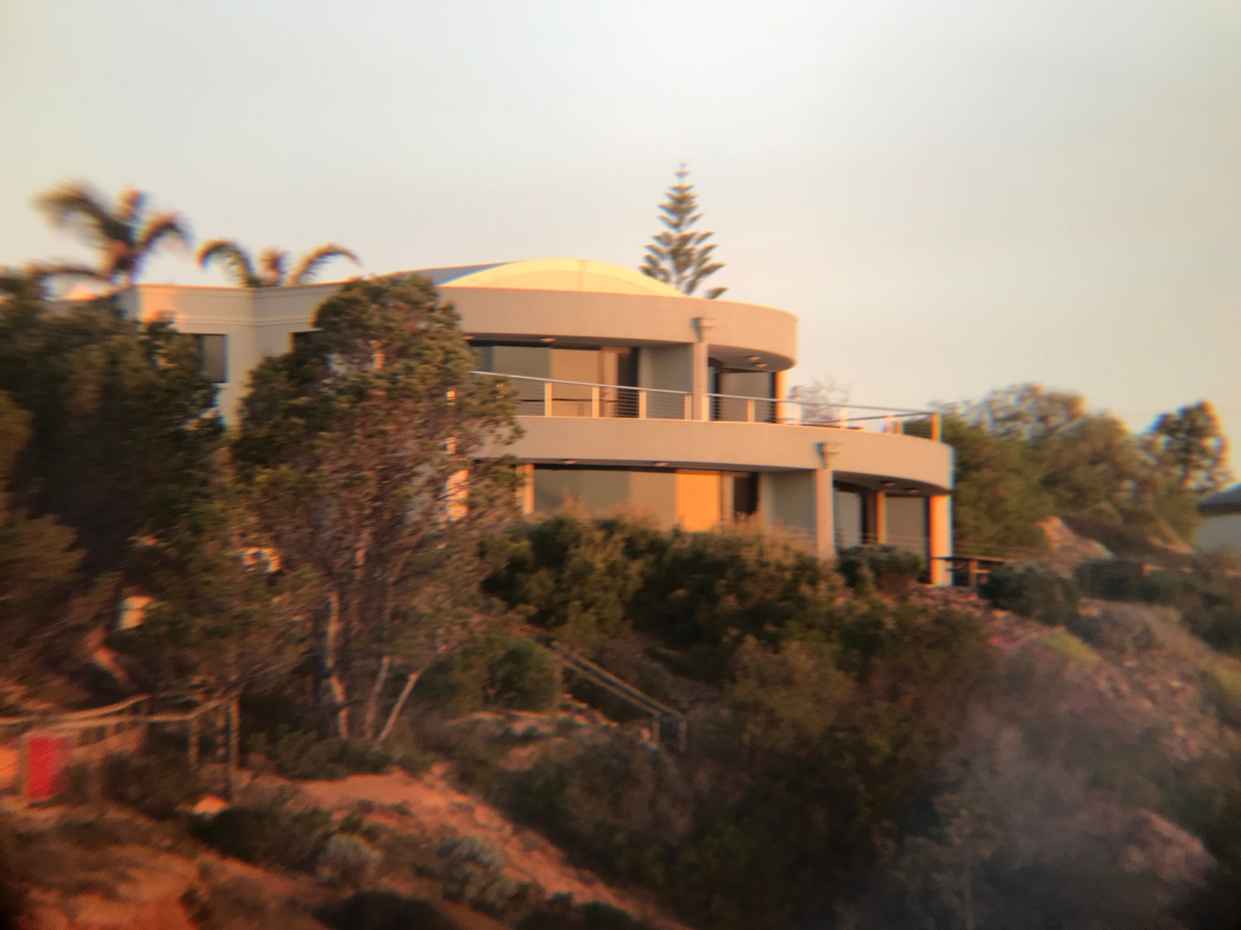 Cliff House Beachfront Villas - thumb 0