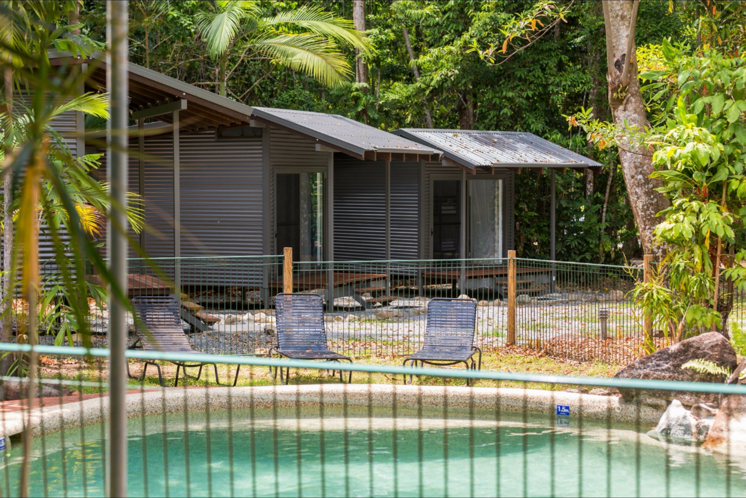 Safari Lodge - Accommodation Rockhampton