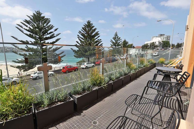 Bondi 38 Serviced Apartments - Surfers Gold Coast