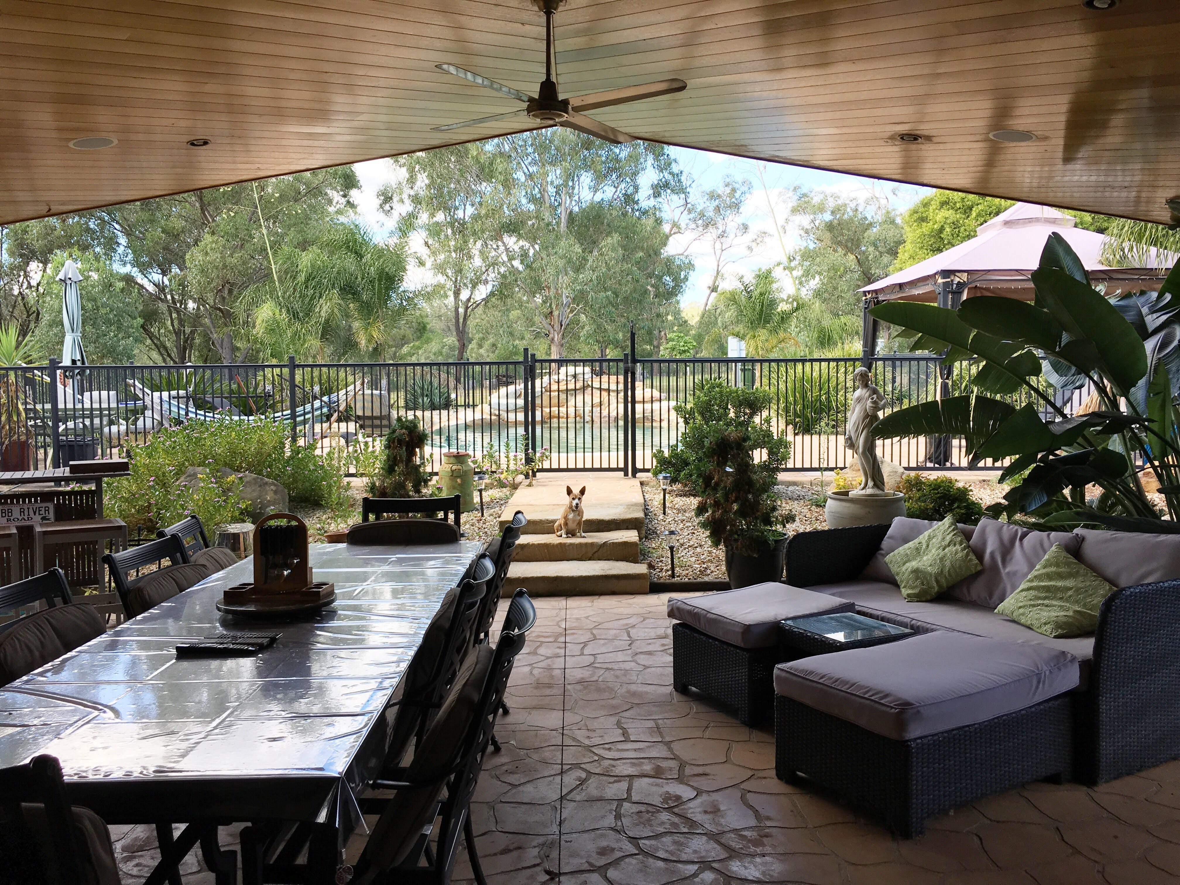 Cooby View Farm Stay - Accommodation Gladstone