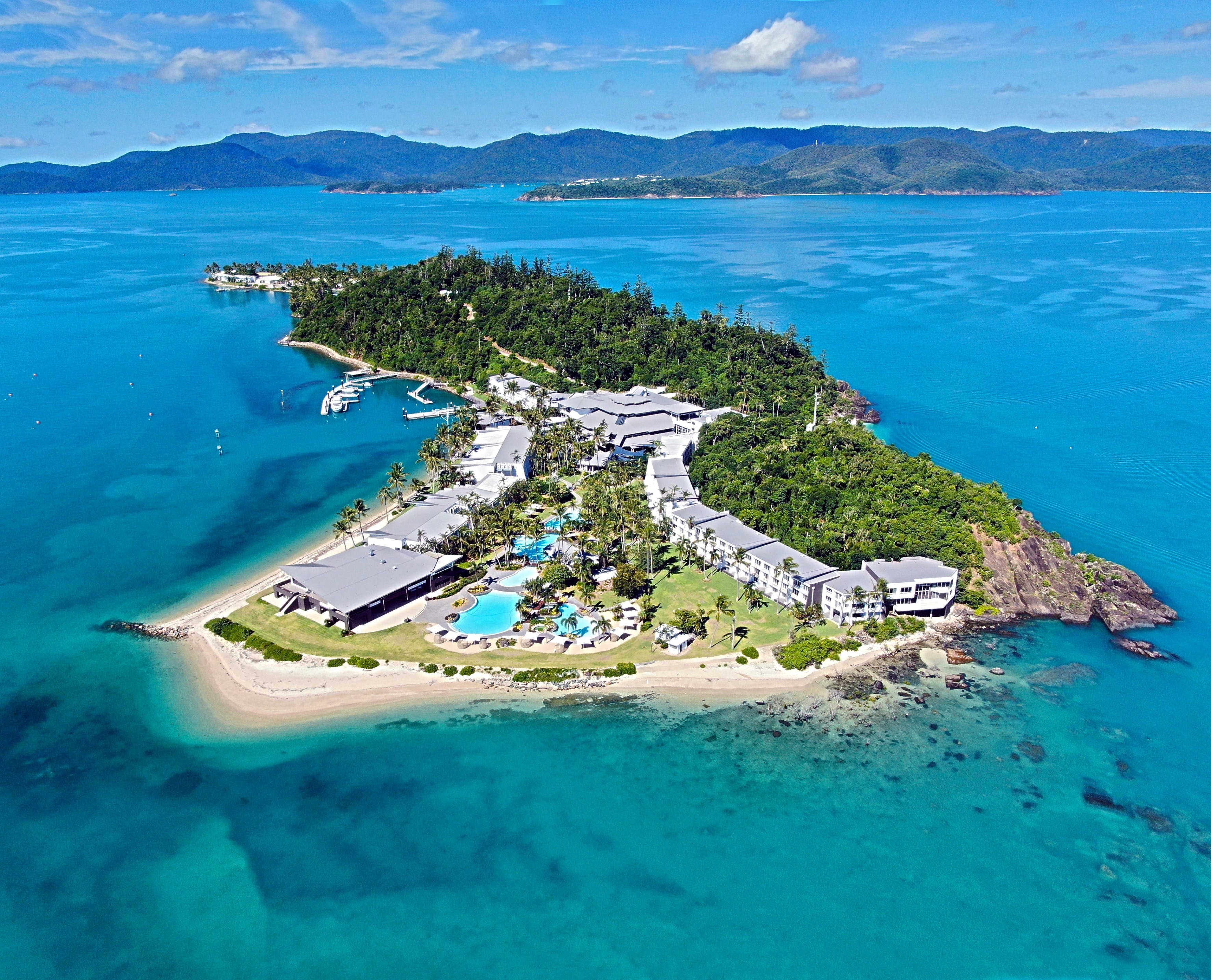 Daydream Island Resort and Living Reef - Coogee Beach Accommodation