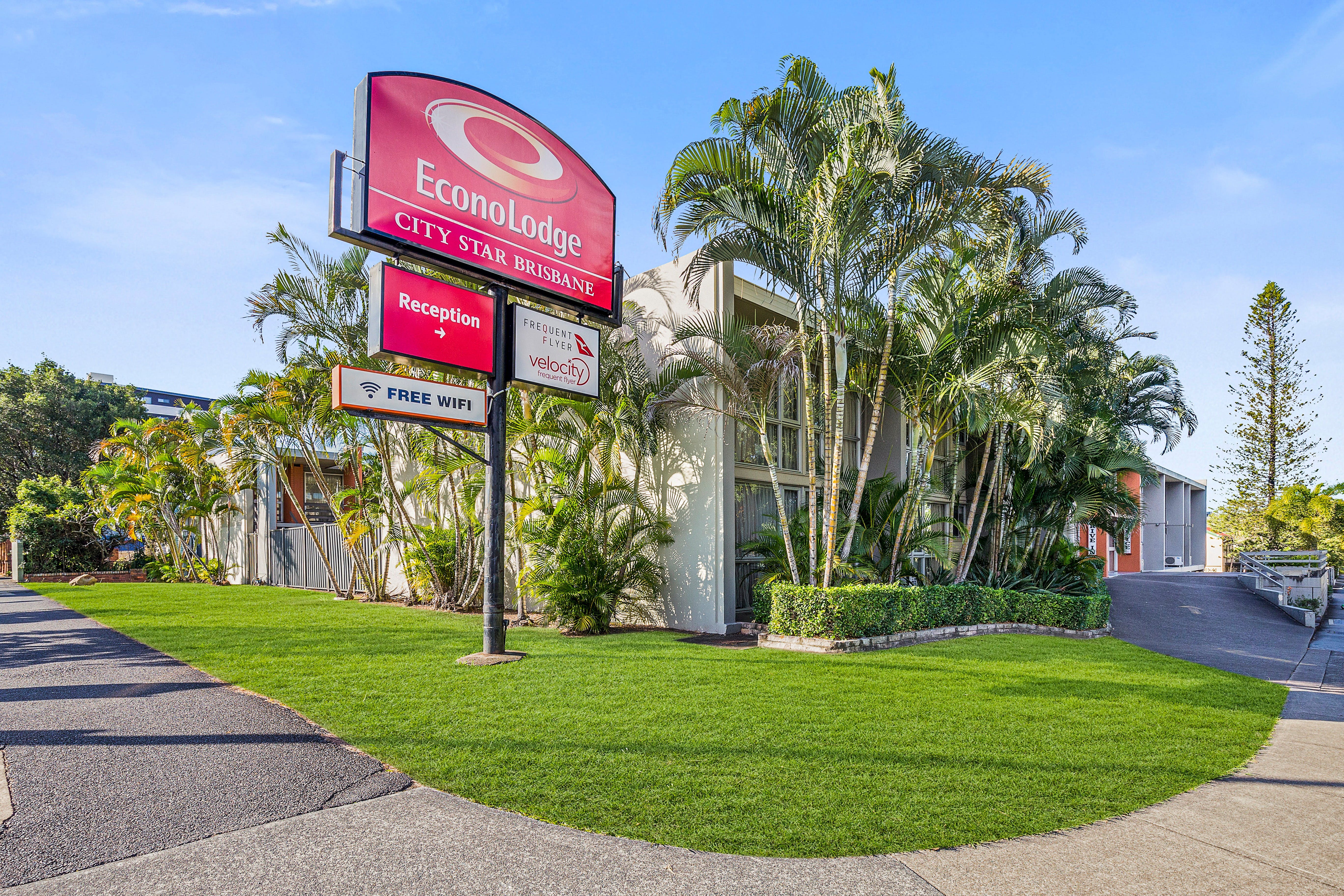 Econo Lodge City Star Brisbane - Kingaroy Accommodation