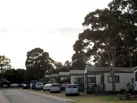 Bairnsdale Holiday Park - thumb 1