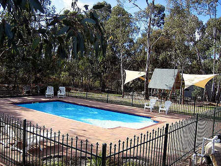 A Line Holiday Village - Coogee Beach Accommodation 4