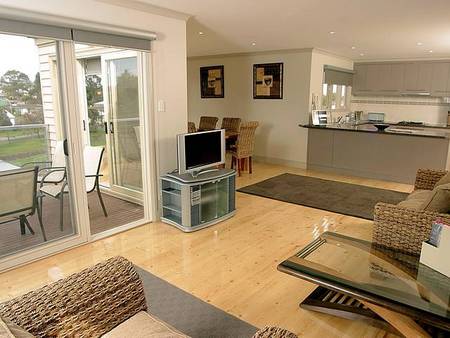 Carrigg House - Coogee Beach Accommodation 2