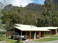 Halls Gap Log Cabins - Redcliffe Tourism