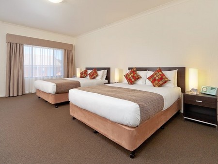 Comfort Inn And Suites Blazing Stump - thumb 2
