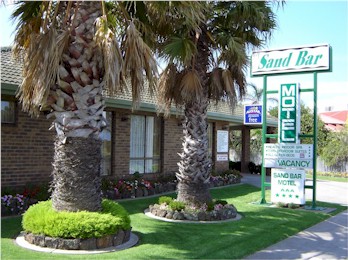 Sand Bar Motel Lakes Entrance - thumb 0