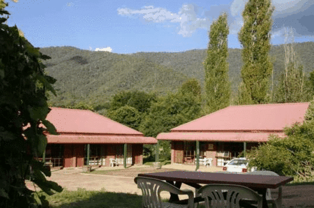 The Snowline Hotel - Accommodation Tasmania