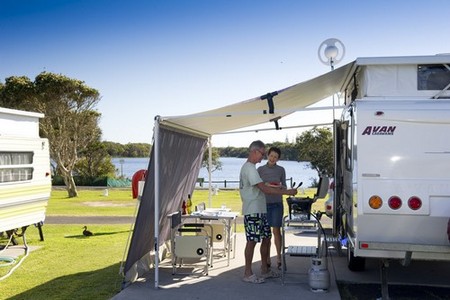 Lake Ainsworth Holiday Park - Wagga Wagga Accommodation