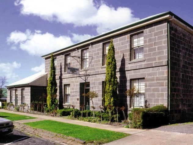 Victoria House Portland - Geraldton Accommodation