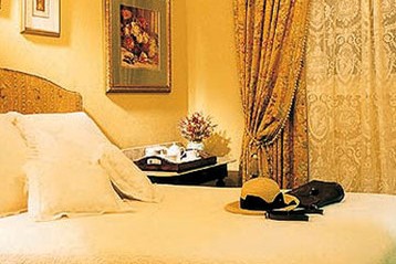Clifton Lodge - Accommodation Resorts