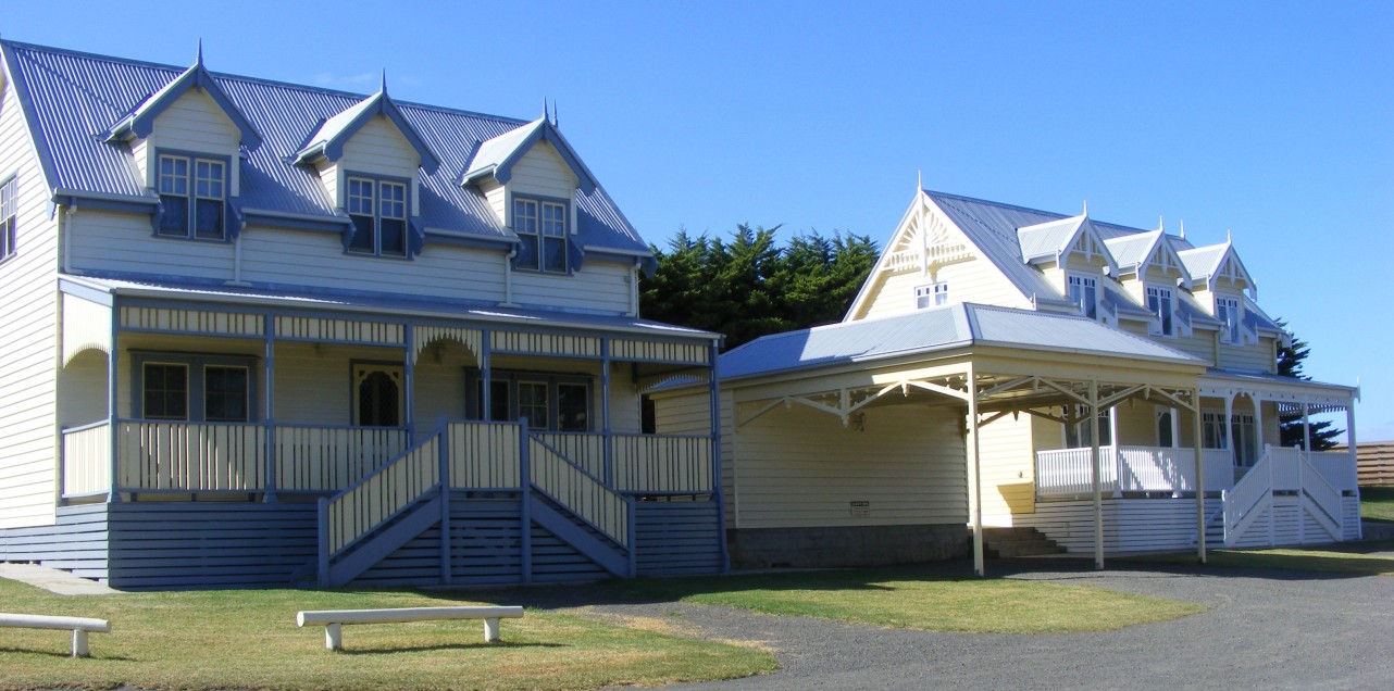 Belfast Cottages - Accommodation Nelson Bay