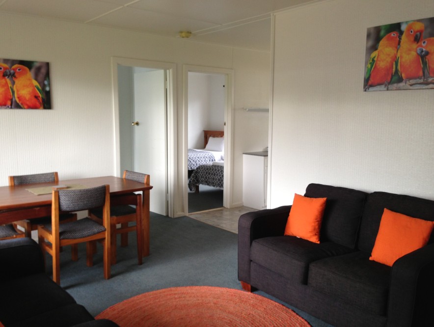 Phillip Island Cottages - Dalby Accommodation
