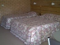Aaron Inn Motel - St Kilda Accommodation