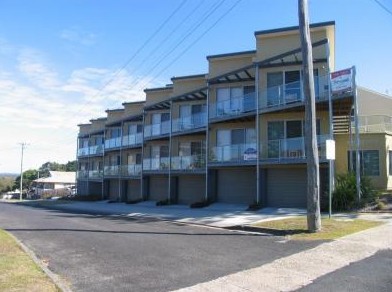 Seaspray Apartments - Redcliffe Tourism