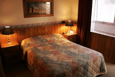 Astor Inn Hotel - Tourism Caloundra