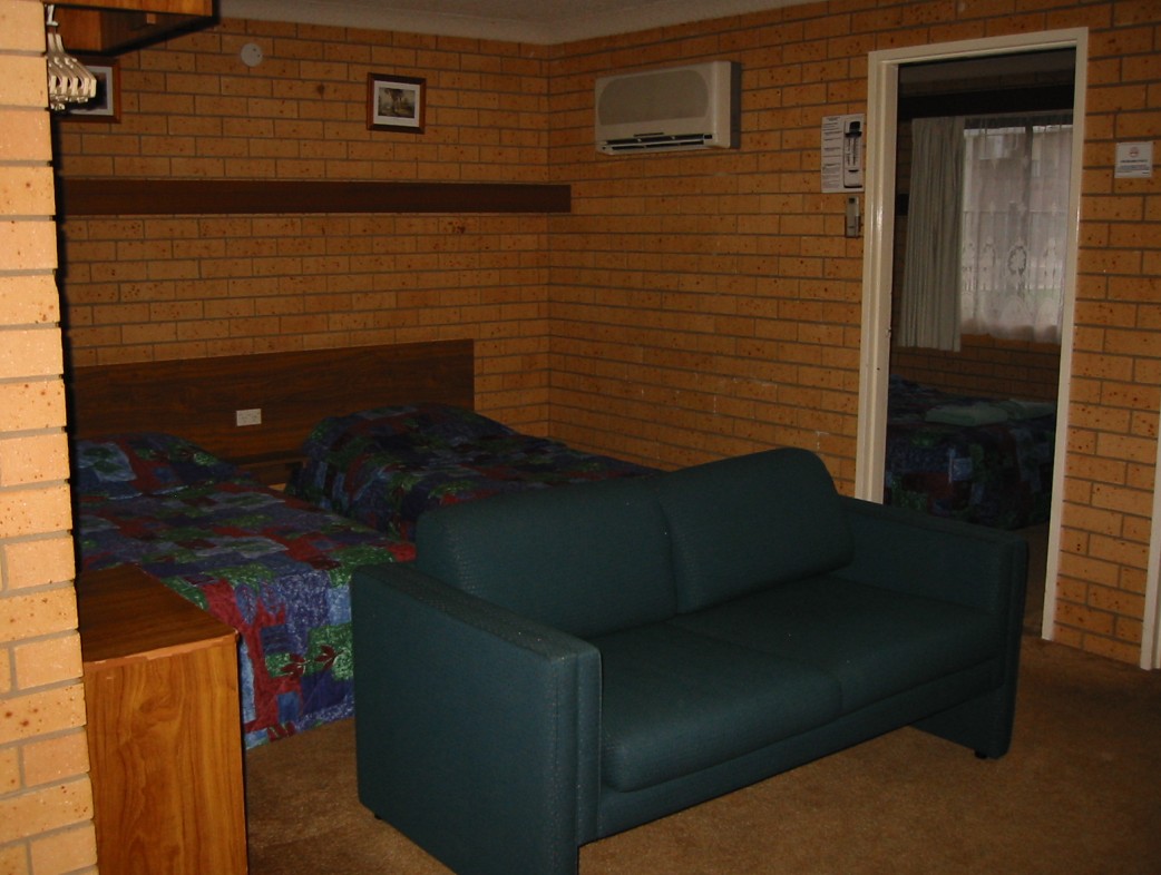 Country Comfort Tumut Valley Motel - thumb 2