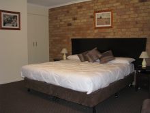 Kippa Ring Village Motel - Accommodation Sunshine Coast