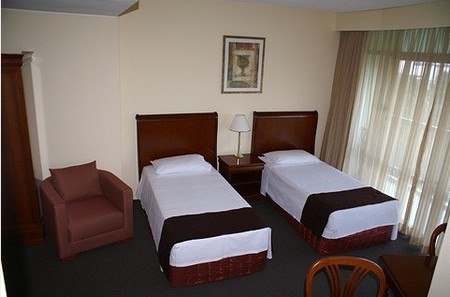 Metro Hotel Tower Mill - Accommodation Redcliffe